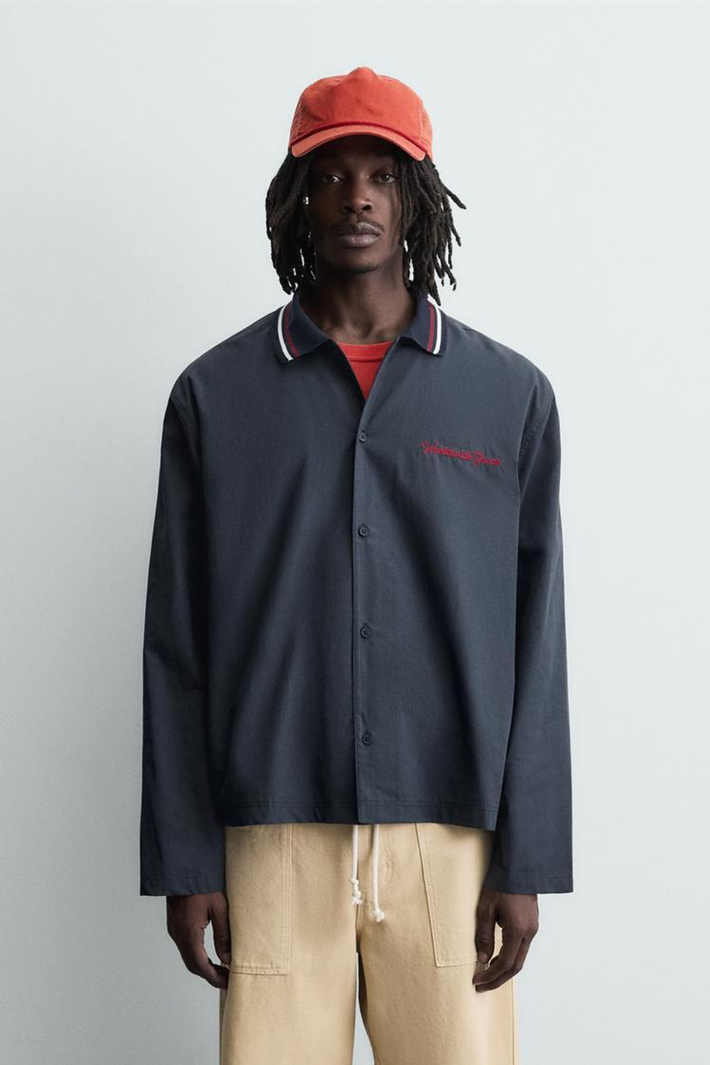 ZARА РУБАШКА С ВЫШИТЫМ ВОРОТНИКОМ В РУБЧИК, МОРСКОЙ СИНИЙ