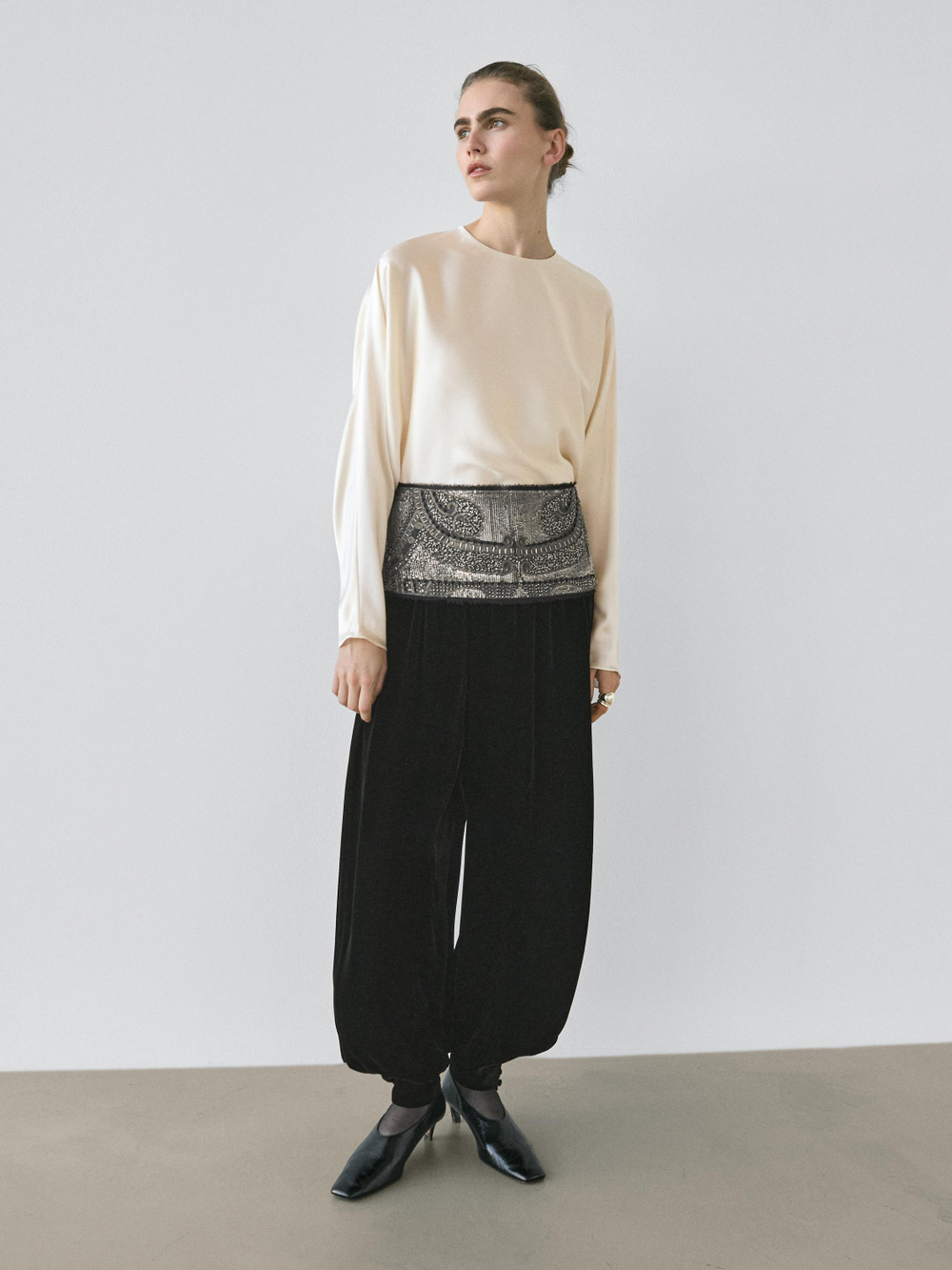 Massimo Dutti Блузка с короткими рукавами «летучая мышь» из 100% шелка - STUDIO, натуральный/кремовый