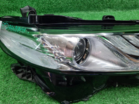 Битая Фара правая Toyota Camry xv70 (20-нв) LED