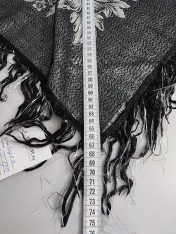 Косынка с кисточками