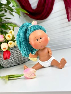 Кукла Nines виниловая 23см Little Mia Latina без одежды (3199WL8A3)