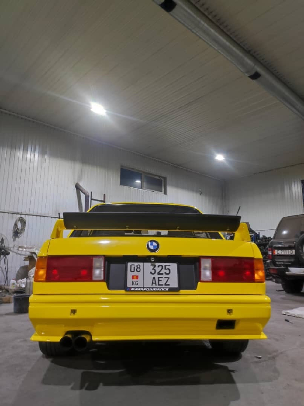 BMW E30 Бленда под стандартный номер ПП (Реплика "AБС Пластмасс")