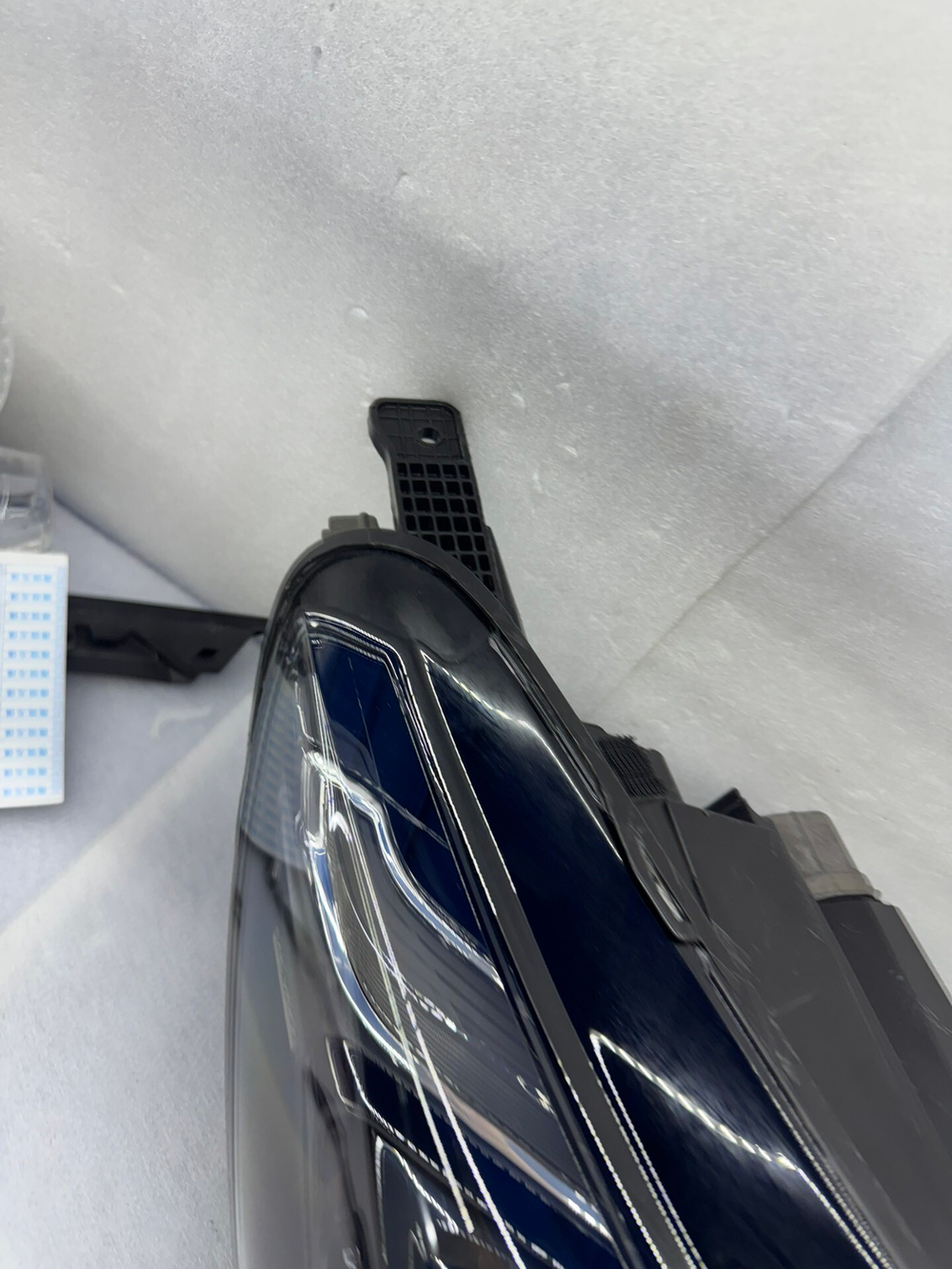 LED фара правая MG ONE оригинал