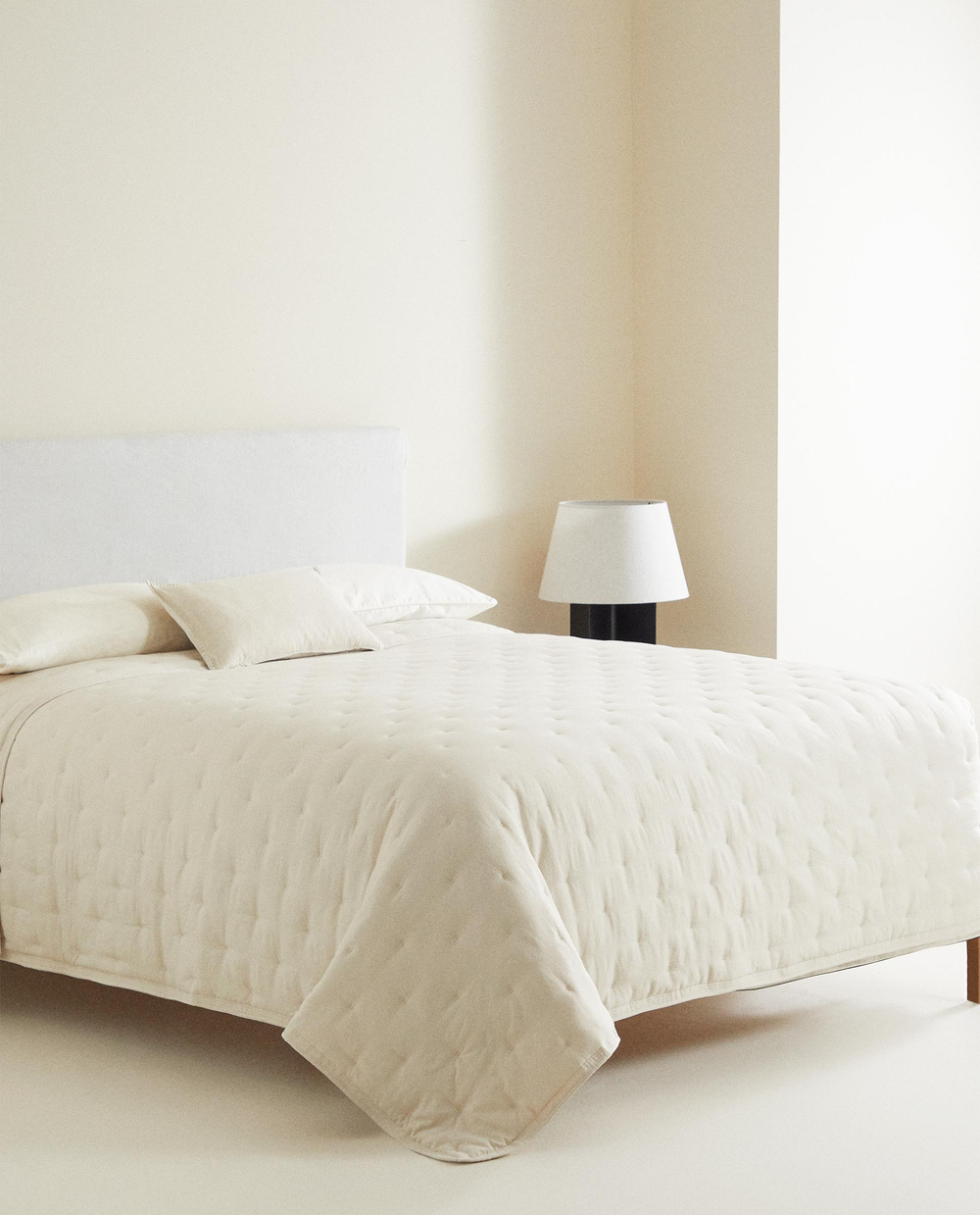 Zara Home покрывало из полиэстера, бежевый