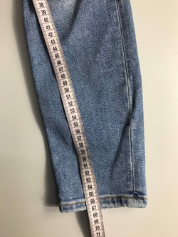 Джинсы Zara модного цвета, маркировка 40, визуально на 46 размер