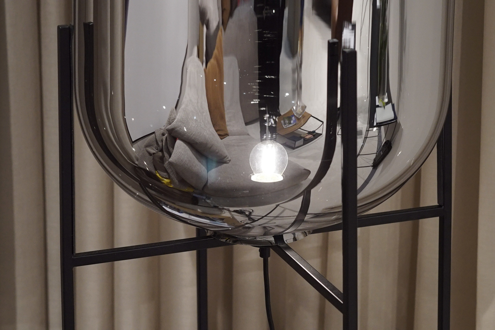 Торшер Oda black/smoky