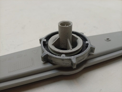 DIS5831 ктп4 Импеллер (разбрызгиватель) верхний для посудомоечных машин Beko 1745300400 б/у