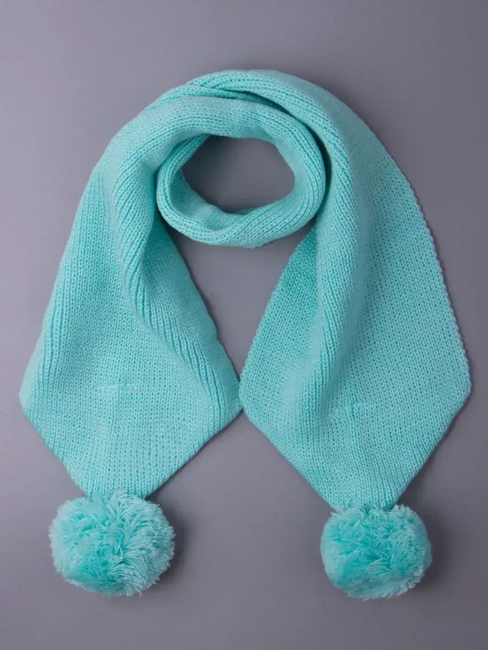 Шарф зимний вязаный с помпонами для детей