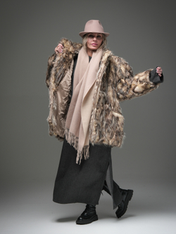 Короткая шуба / натуральный мех опоссум