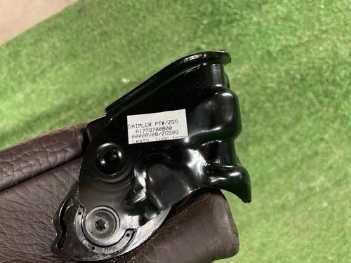 Подлокотник задний Mercedes A W177 (2018-н.в.)