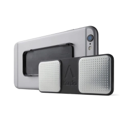 Умный кардиодатчик AliveCor KardiaMobile — портативное устройство для фиксации электрических сигналов