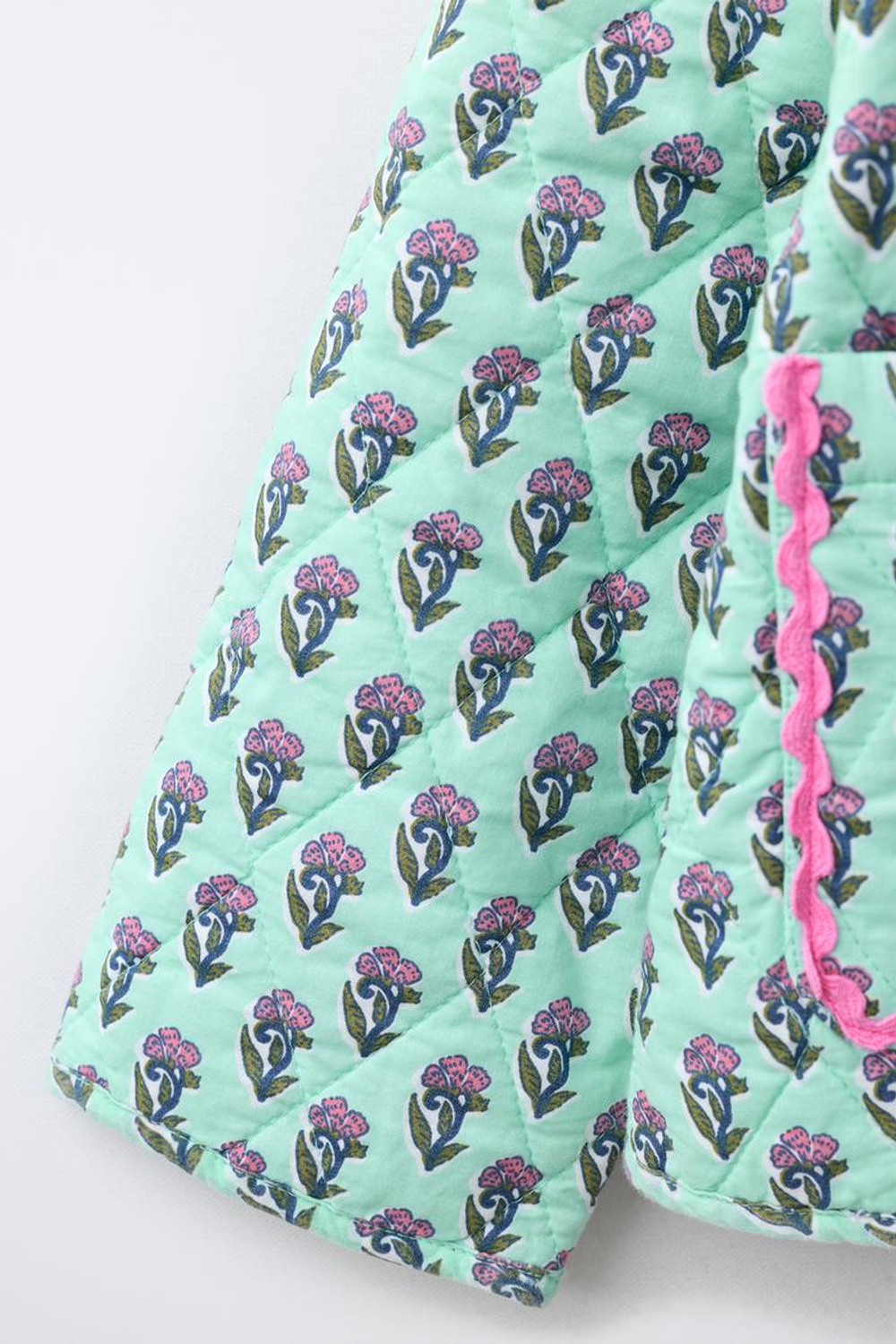 ZARA СТЕГАНЫЙ ЖАКЕТ С ЦВЕТАМИ И БАНТАМИ, СВЕТЛО-БИРЮЗОВЫЙ