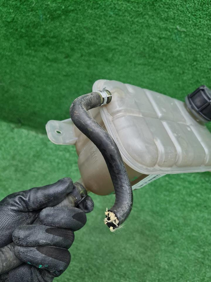 Бачок расширительный Changan Uni-V (2022-н.в.)