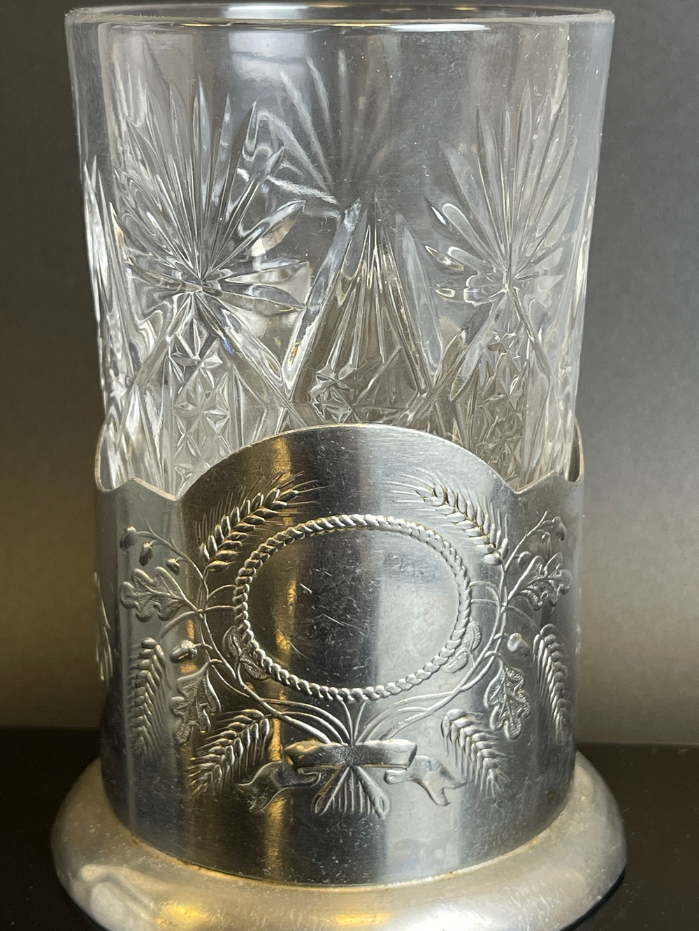 Подстаканник алюминиевый с хрустальным стаканом, с узором, винтаж 1960-1990 гг