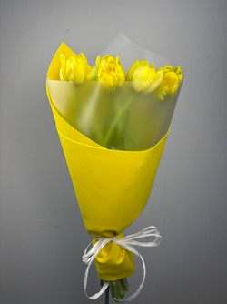 Букет из 15 махровых тюльпанов