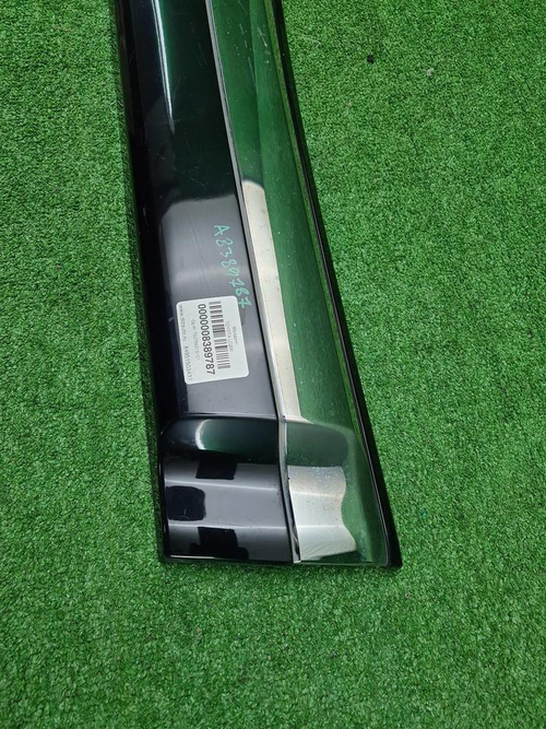 Накладка двери правая Land Cruiser 200 (2012-2015)