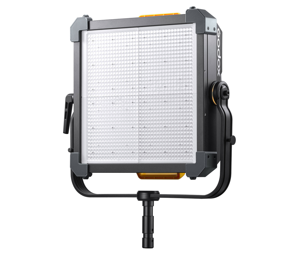 Осветитель Godox Knowled P600Bi Hard, светодиодный, 700 Вт, 2800К-6500К