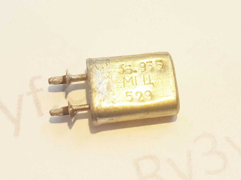 Кварц 36,955 МГц  Б2 (РК379М, HC49U, МА, КА) б\у