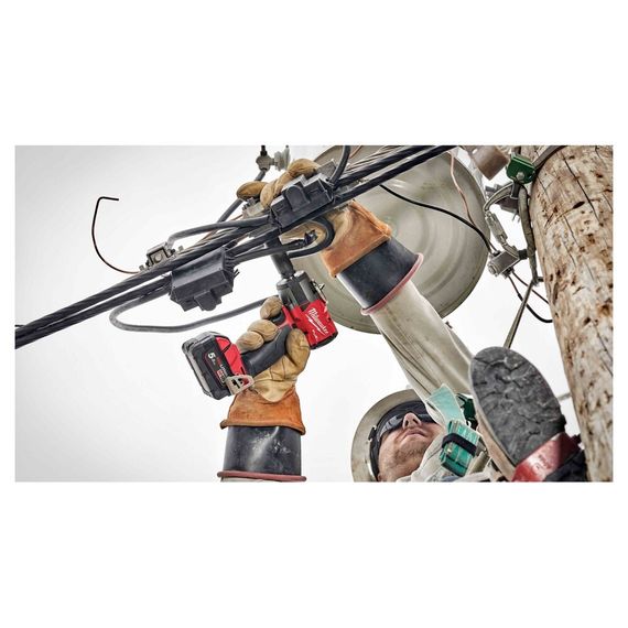 Гайковерт Milwaukee аккумуляторный M18 FMTIW2F12-0X FUEL купить в Москве и Московской области по низкой цене с доставкой по России — (5) Гайковерт Milwaukee аккумуляторный M18 FMTIW2F12-0X FUEL — (5)