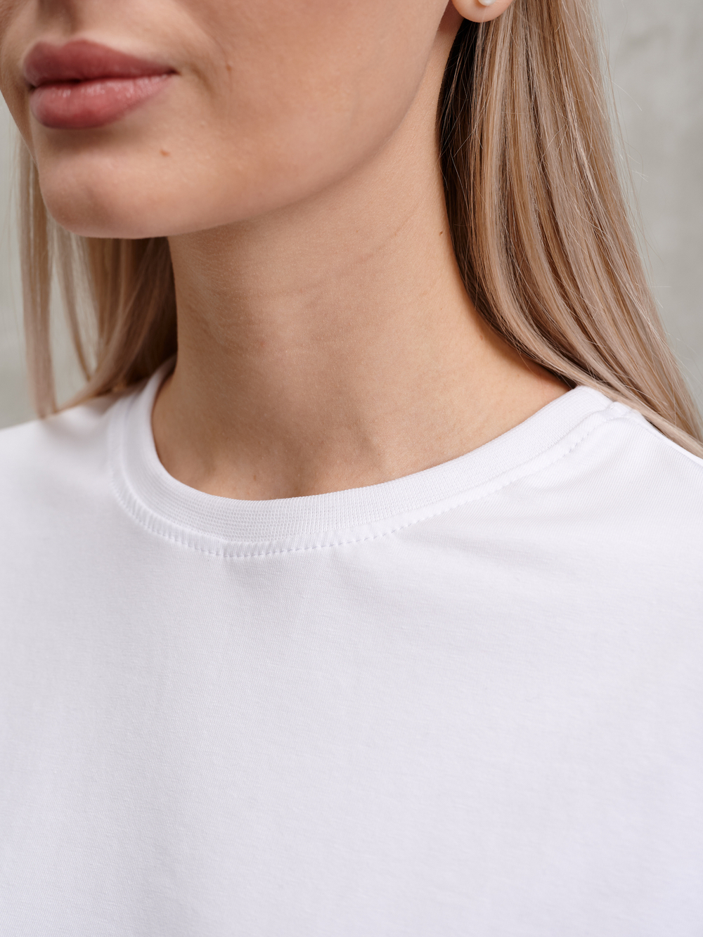 Футболка белая