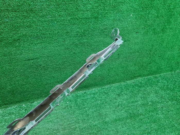 Молдинг переднего бампера Chery Tiggo 8 (22-нв)