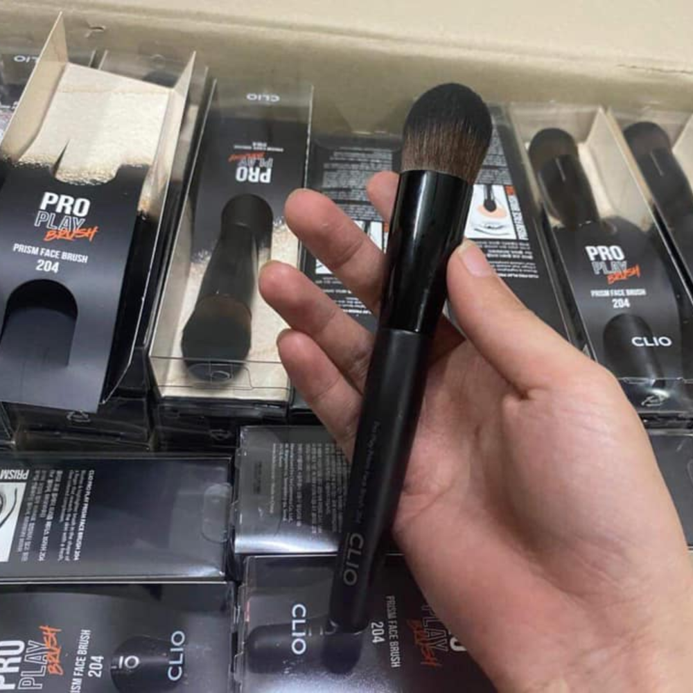 Clio Pro Play Prism Face Brush 204