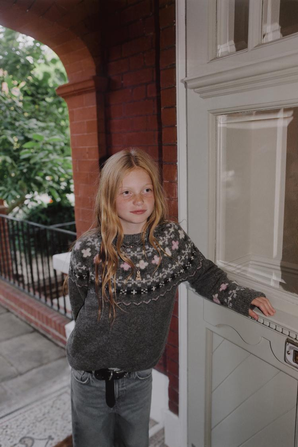 ZARA ЖАККАРДОВЫЙ СВИТЕР, СЕРЫЙ