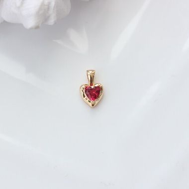 Подвеска Сердце с красным фианитом, 12*8 мм, позолота, П303