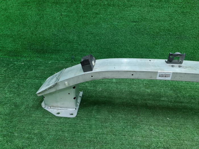 Усилитель передний Omoda C5 (2022-н.в.)