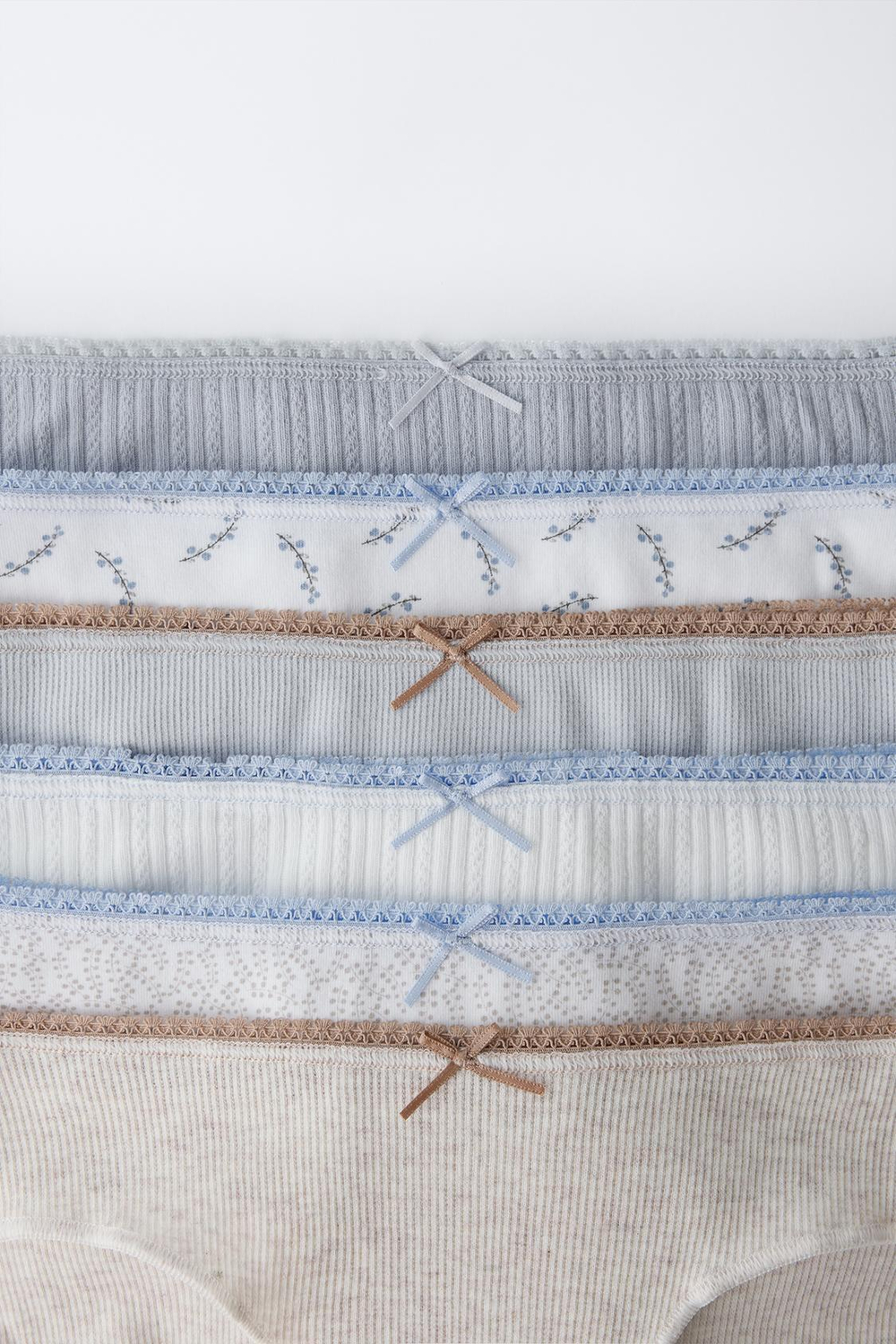 ZARA НАБОР ИЗ ШЕСТИ ТРУСОВ С ПРИНТОМ, ПЕСОЧНЫЙ/СИНИЙ