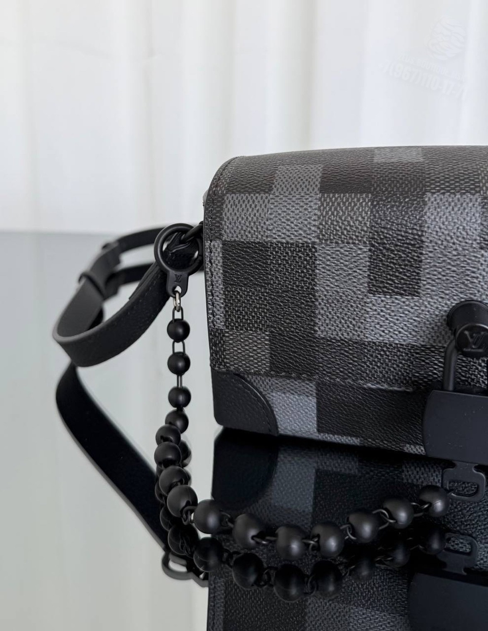 Сумка через плечо Louis Vuitton