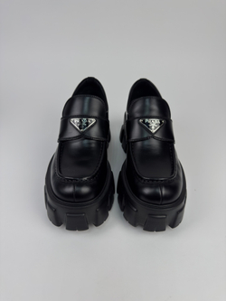 Лоферы Prada