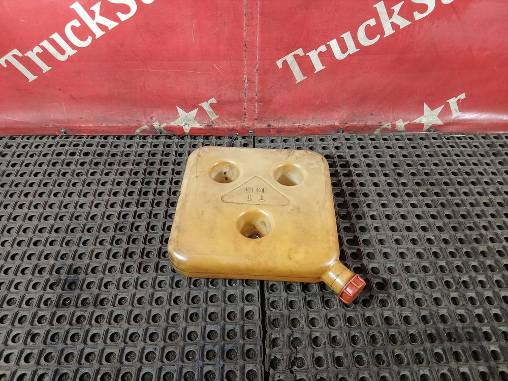 Бачок отопителя 10L