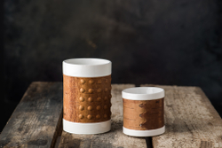 Кружка большая фарфоровая без ручки с берестой. Коллекция Dots (Пупырышки или Точки)