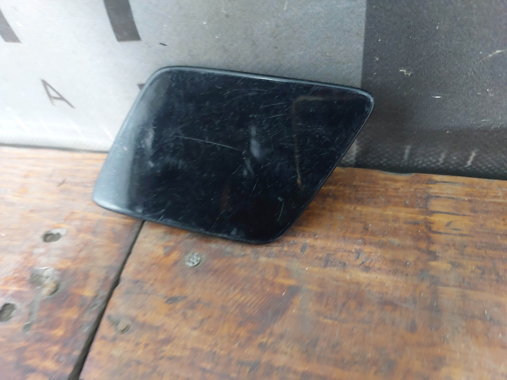 Крышка омывателя левая Volvo XC90 2 14-нв Б/У Оригинал 31353364