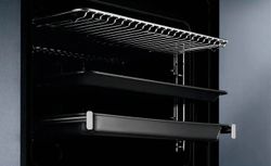 Встраиваемый электрический духовой шкаф Electrolux EOD5C70BZ