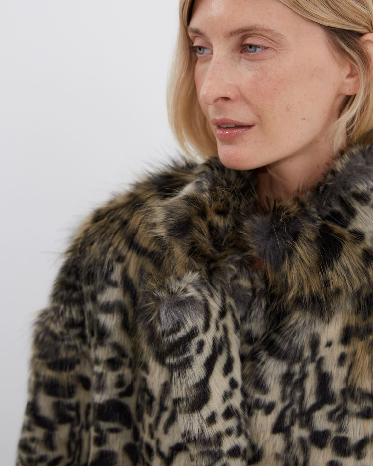 Шуба из искусственного меха Стелла Маккартни с принтом рысь