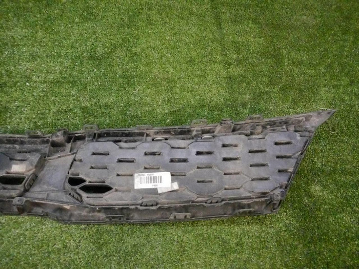 Решетка радиатора Kia Rio 4 X (2020-н.в.)