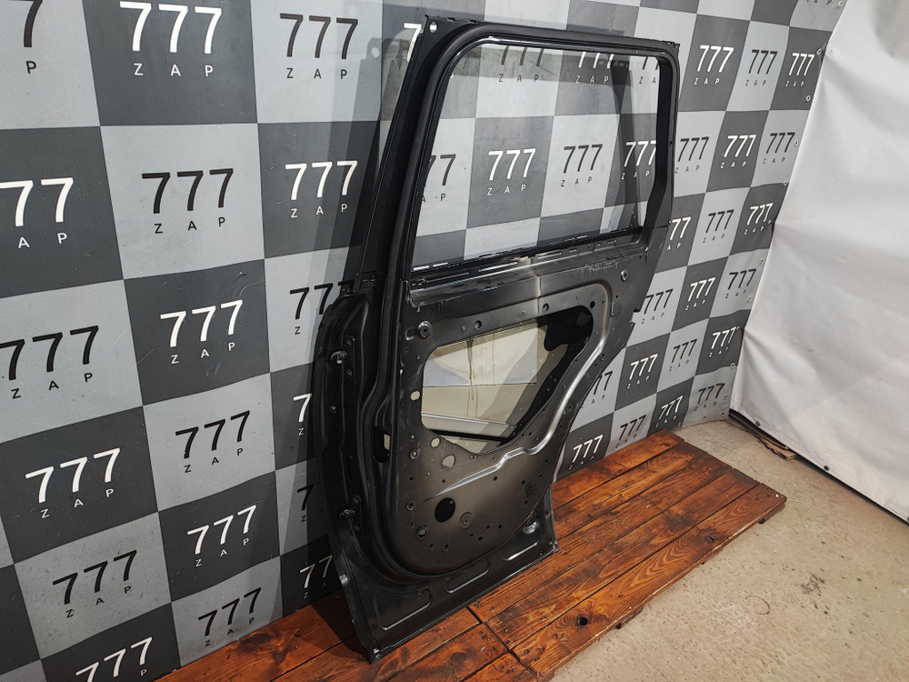 Дверь задняя правая Land Rover Range Rover 4 (L405) 12-22 Б/У Оригинал LR036402