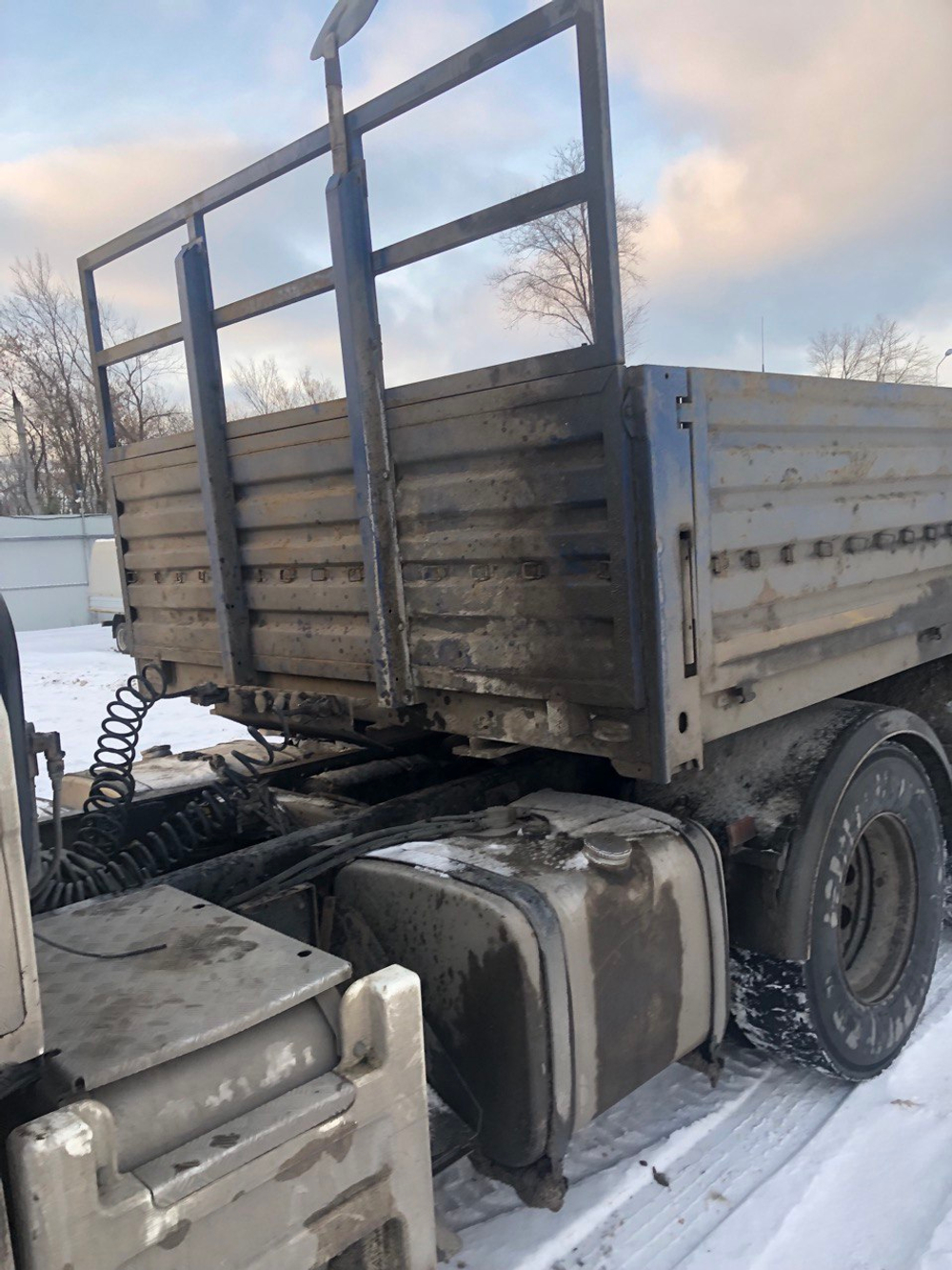Туймазинский завод автобетоновозов 5885* Полуприцеп бортовой 588513