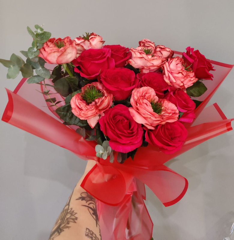 Букет "Красная дорожка"