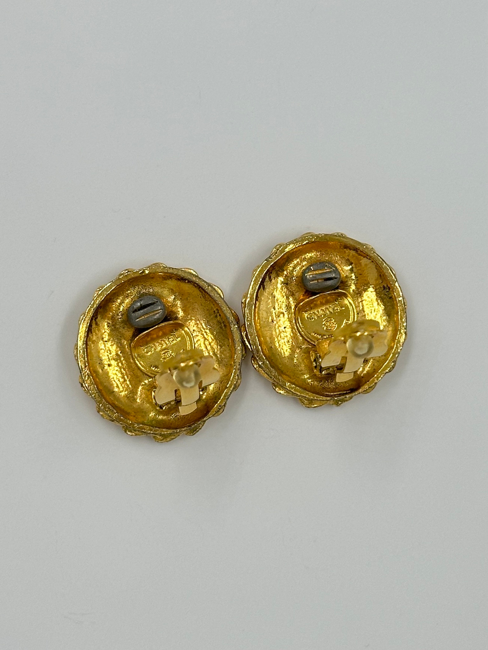 Клипсы Chanel
