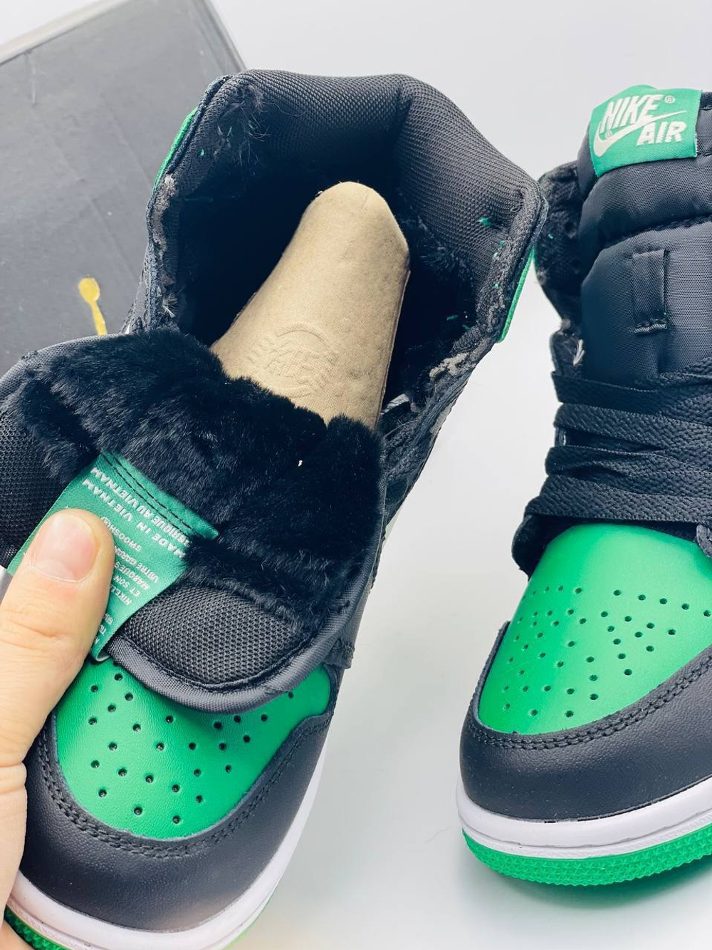 Зимние кроссовки NIKE AIR JORDAN 1