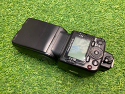 Nikon Speedlight SB-700