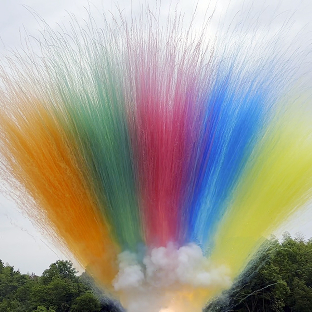 Дневной салют