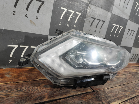 Фара левая LED с дефектами Nissan X-Trail 3 (T32) 17-23 Б/У Оригинал 260606FP8B