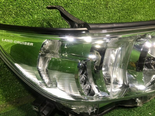 Фара правая Toyota Land Cruiser Prado 150 (2017-н.в.) галоген