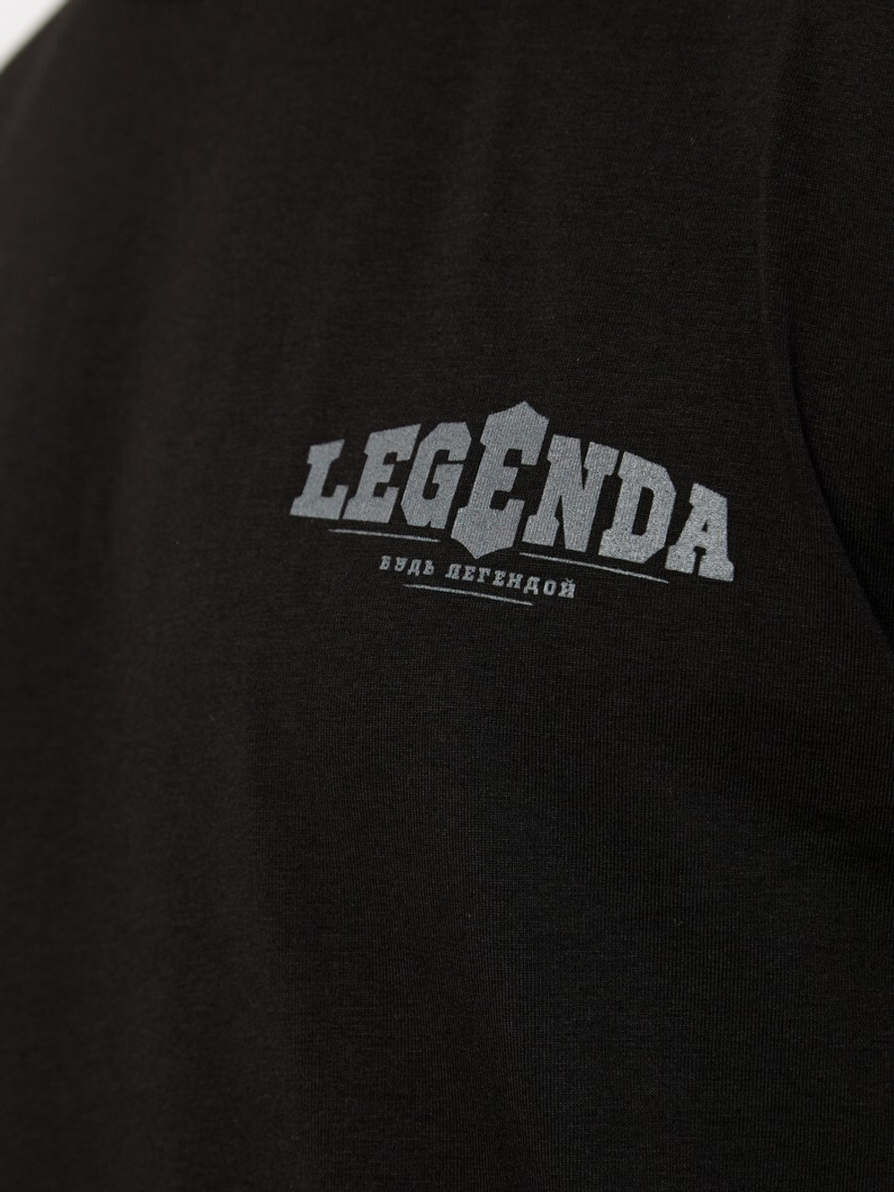 Футболка Legenda Щит и Меч черная