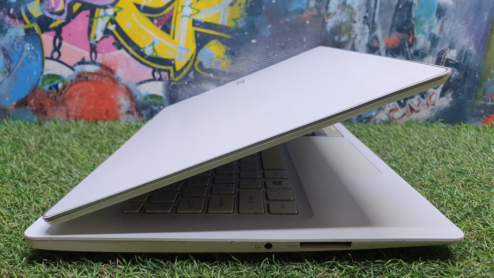 Ультрабук Acer i5/6Gb