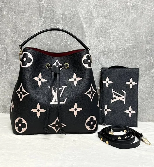 Сумка Louis Vuitton Neonoe MM черный